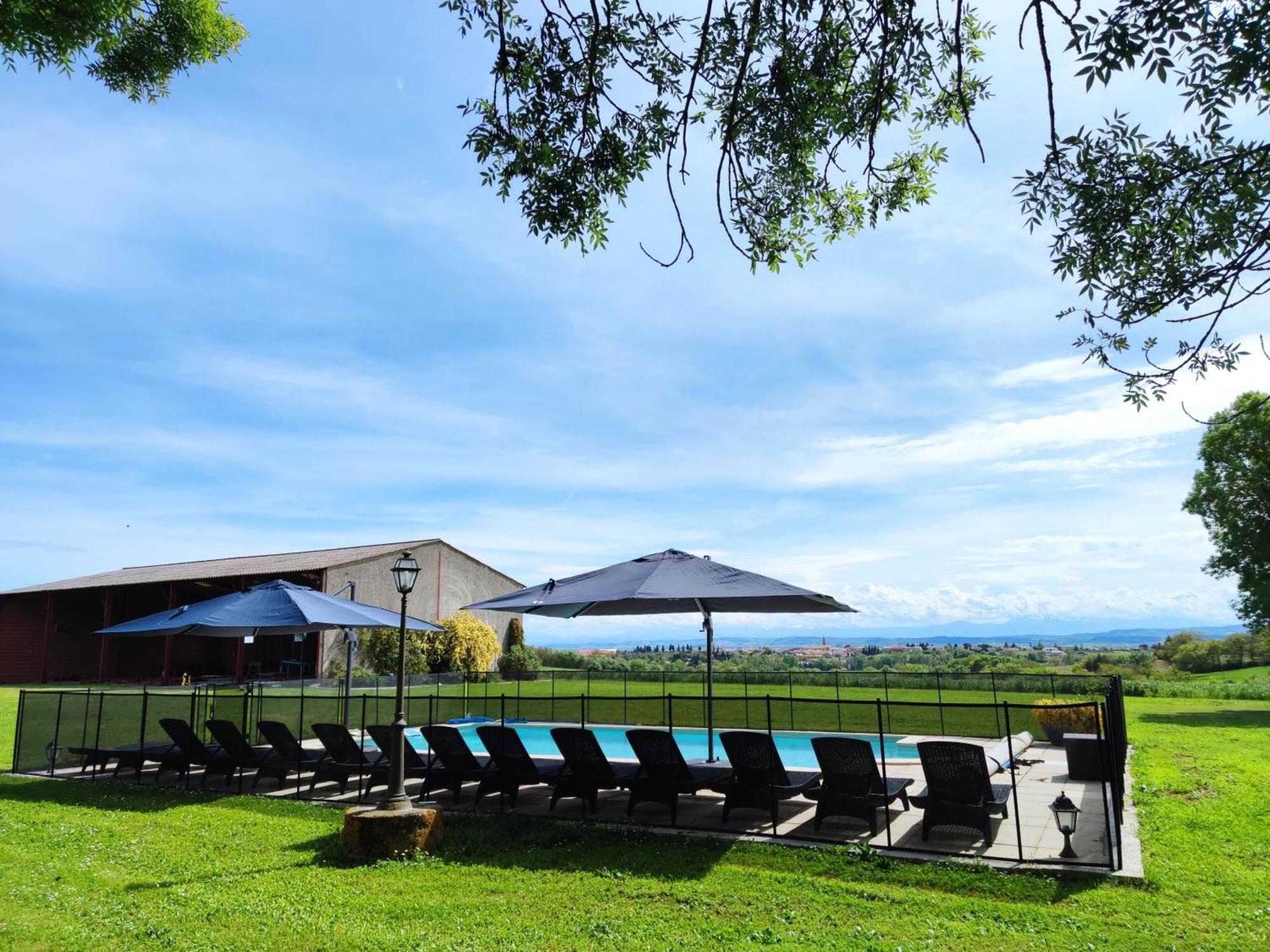 Domaine Las Brugues Saint-Papoul Exterior photo